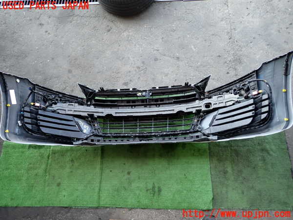 2UPJ-31071010]アウディ・TT クーペ(FVCJS)フロントバンパー 中古_m0005.jpg