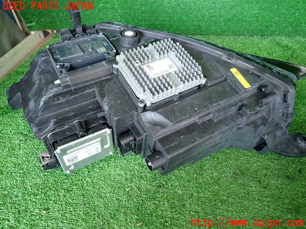 2UPJ-31071130]アウディ・TT クーペ(FVCJS)右ヘッドライト LED 中古_m0003.jpg