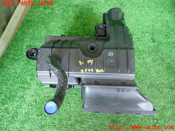 2UPJ-31072560]アウディ・TT クーペ(FVCJS)エアクリーナーボックス 中古_m0002.jpg