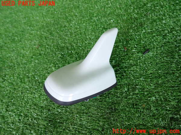 2UPJ-31076550]アウディ・TT クーペ(FVCJS)アンテナ 中古_m0001.jpg