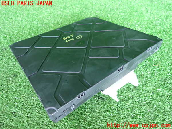 2UPJ-31076146]アウディ・TT クーペ(FVCJS)コンピューター1 中古_m0002.jpg