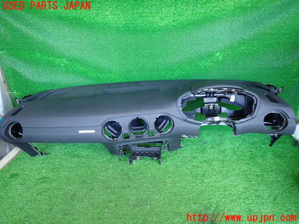 2UPJ-31077505]アウディ・TT クーペ(FVCJS)ダッシュボード 中古_m0001.jpg