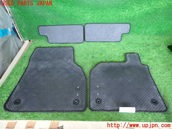 2UPJ-31077800]アウディ・TT クーペ(FVCJS)フロアマット 中古_m0005.jpg
