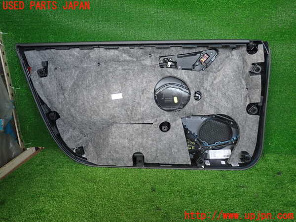 2UPJ-31071234]アウディ・TT クーペ(FVCJS)右前ドア内張り 中古_m0002.jpg