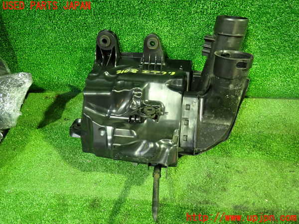 1UPJ-31082560]プジョー・RIFTER(リフター) エアクリーナーボックス 中古_m0002.jpg