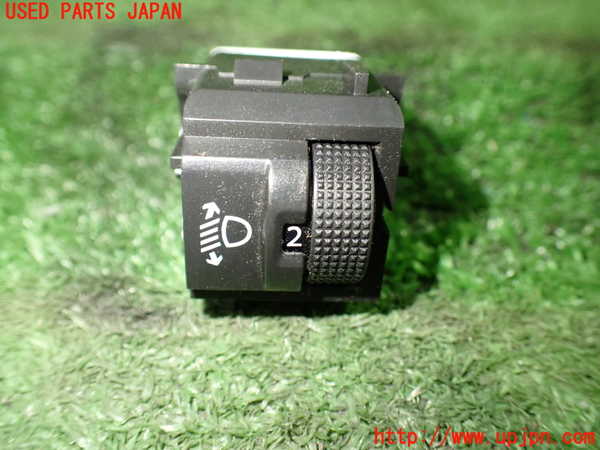 1UPJ-31086311]プジョー・RIFTER(リフター) スイッチ6 (ヘッドランプレベリング) 中古_m0001.jpg