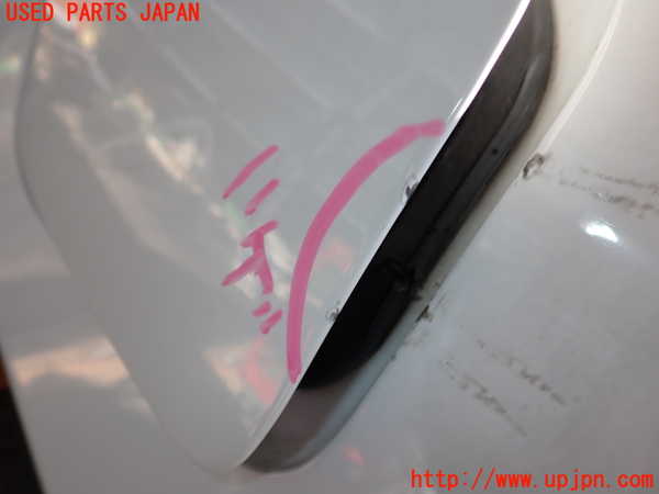 2UPJ-31101690]セリカ GT-FOUR(ST205)フューエルリッド 中古_m0002.jpg