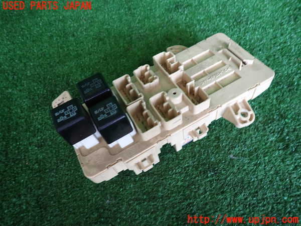 2UPJ-31106741]セリカ GT-FOUR(ST205)ヒューズボックス1 中古_m0002.jpg