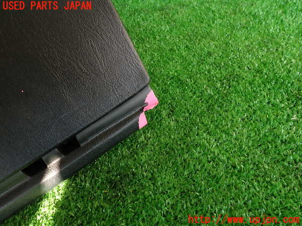 2UPJ-31107516]セリカ GT-FOUR(ST205)グローブボックス1 中古_m0002.jpg