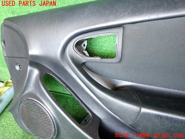 2UPJ-31101234]セリカ GT-FOUR(ST205)右ドア内張り (ジャンク品) 中古_m0002.jpg