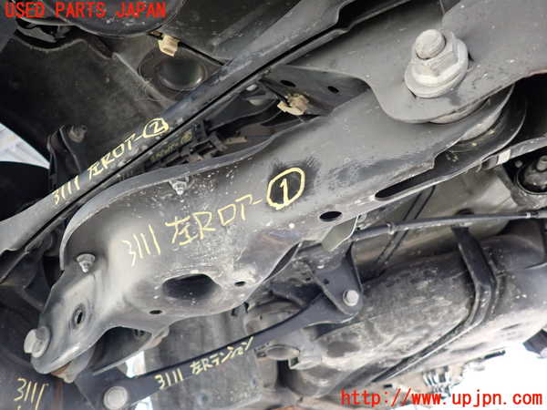 2UPJ-31115226]BMW 420i グランクーペ(4A20)左リアロアアーム1 中古 F36_m0001.jpg