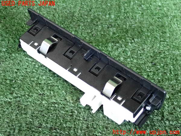 2UPJ-31116306]BMW 420i グランクーペ(4A20)スイッチ1 (レーンアシスト) 中古 F36_m0002.jpg