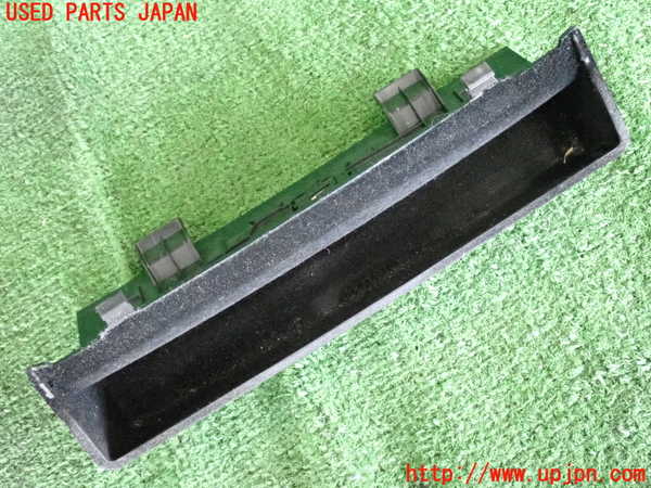 2UPJ-31117841]BMW 420i グランクーペ(4A20)小物入れ1 中古 F36_m0002.jpg