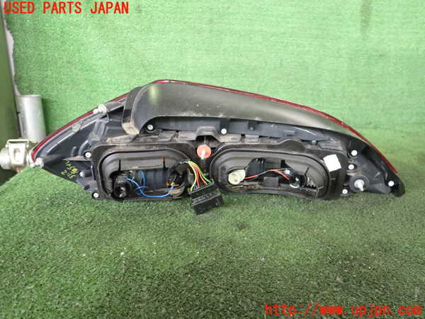 2UPJ-31121530]BMW Z4(LM25)(E89)右テールランプ (ジャンク品) 中古_m0003.jpg