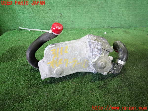 2UPJ-31122481]BMW Z4(LM25)(E89)オイルクーラー1 中古_m0002.jpg