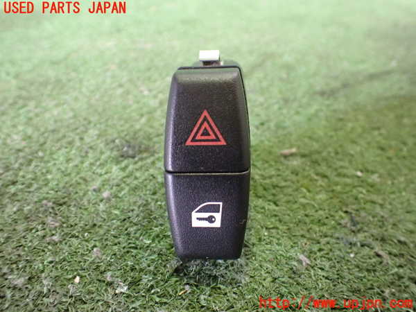 2UPJ-31126290]BMW Z4(LM25)(E89)ハザードスイッチ (ジャンク品) 中古_m0001.jpg