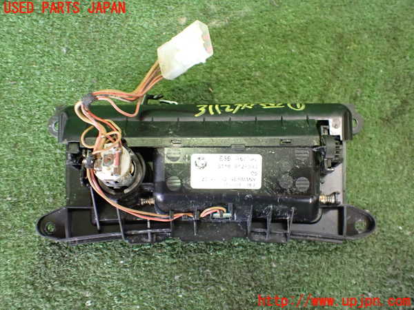 2UPJ-31127821]BMW Z4(LM25)(E89)灰皿1 中古_m0004.jpg