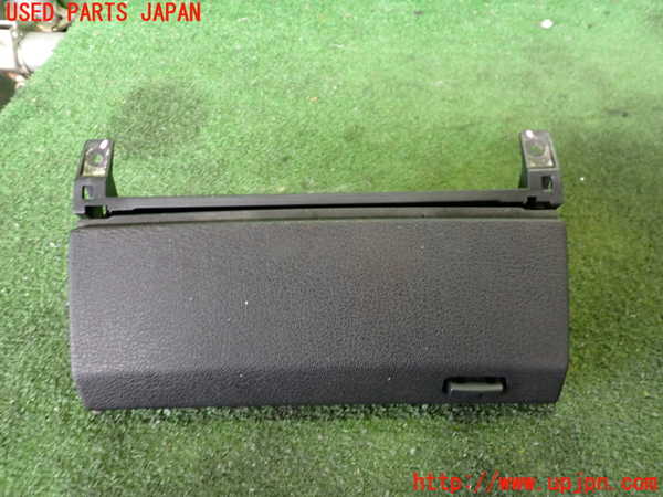 2UPJ-31127841]BMW Z4(LM25)(E89)小物入れ1 中古_m0001.jpg