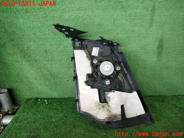 2UPJ-31127675]BMW Z4(LM25)(E89)右リアピラートリム 中古_m0002.jpg