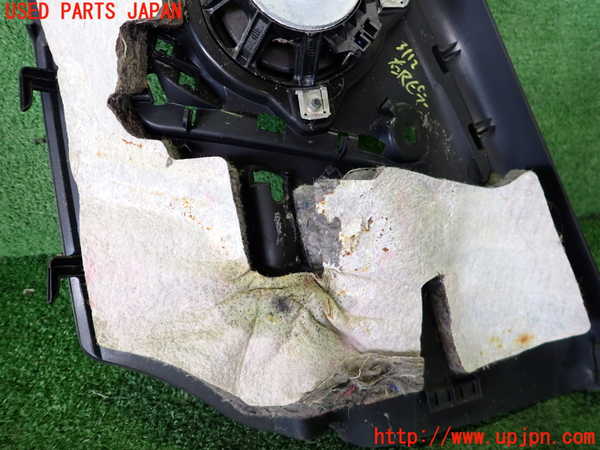 2UPJ-31127675]BMW Z4(LM25)(E89)右リアピラートリム 中古_m0003.jpg