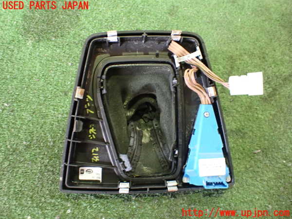 2UPJ-31127575]BMW Z4(LM25)(E89)シフトブーツ 中古_m0002.jpg