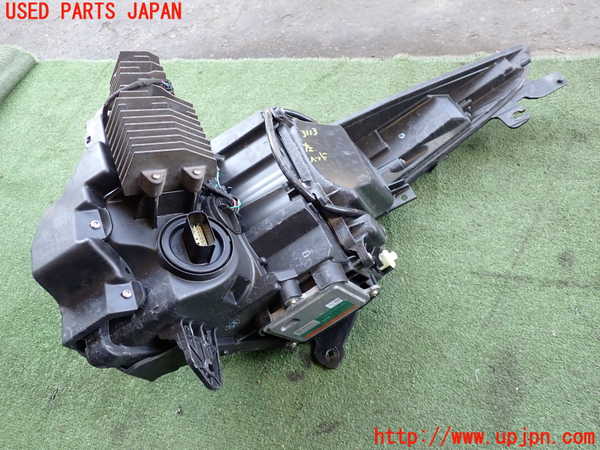 2UPJ-31131132]キャデラック・ATS(A1SL)左ヘッドライト HID 中古_m0002.jpg