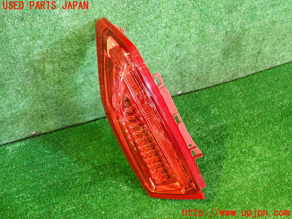 2UPJ-31131536]キャデラック・ATS(A1SL)左テールランプ 中古_m0001.jpg