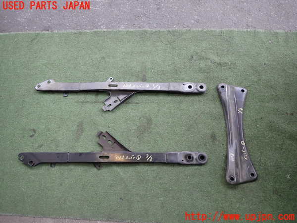 2UPJ-31135296]キャデラック・ATS(A1SL)メンバー1 中古_m0001.jpg