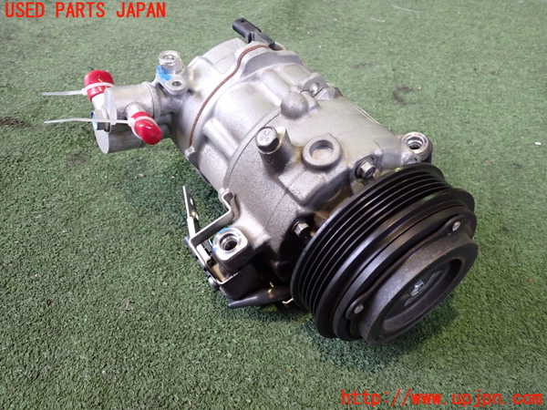 2UPJ-31136025]キャデラック・ATS(A1SL)エアコンコンプレッサー 中古_m0002.jpg