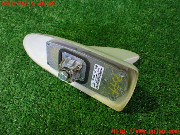 2UPJ-31136550]キャデラック・ATS(A1SL)アンテナ 中古_m0002.jpg