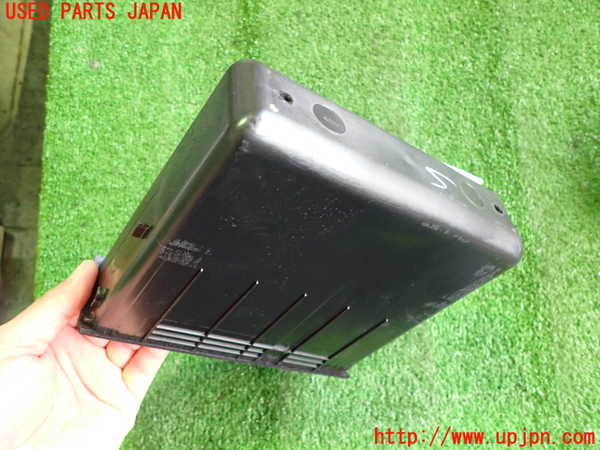 2UPJ-31137841]キャデラック・ATS(A1SL)小物入れ1 (ジャンク品) 中古_m0003.jpg