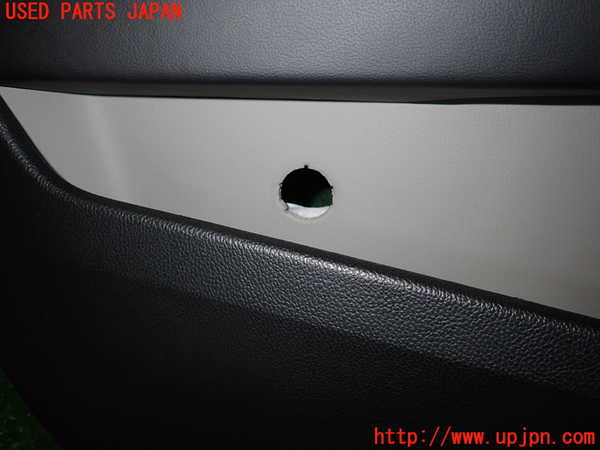 2UPJ-31131264]キャデラック・ATS(A1SL)左前ドア内張り 中古_m0003.jpg