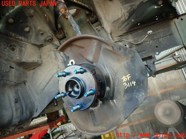 2UPJ-31144290]アルテッツァ(SXE10)右フロントナックルハブ 中古_m0001.jpg