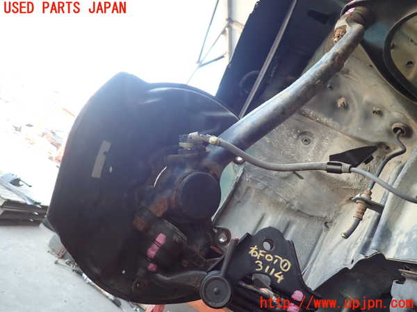 2UPJ-31144290]アルテッツァ(SXE10)右フロントナックルハブ 中古_m0002.jpg