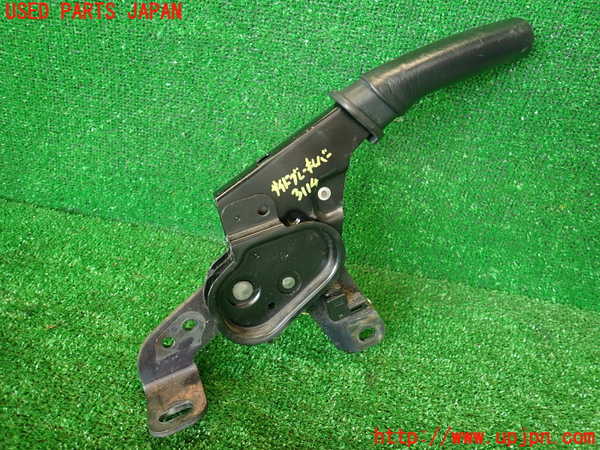 2UPJ-31147550]アルテッツァ(SXE10)サイドブレーキレバー (ジャンク品) 中古_m0001.jpg