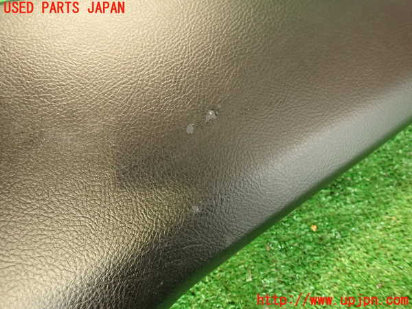 2UPJ-31147665]アルテッツァ(SXE10)右センターピラートリム 中古_m0003.jpg