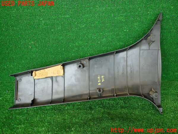 2UPJ-31147665]アルテッツァ(SXE10)右センターピラートリム 中古_m0005.jpg