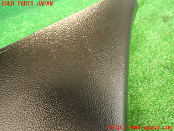 2UPJ-31147680]アルテッツァ(SXE10)左リアピラートリム 中古_m0002.jpg