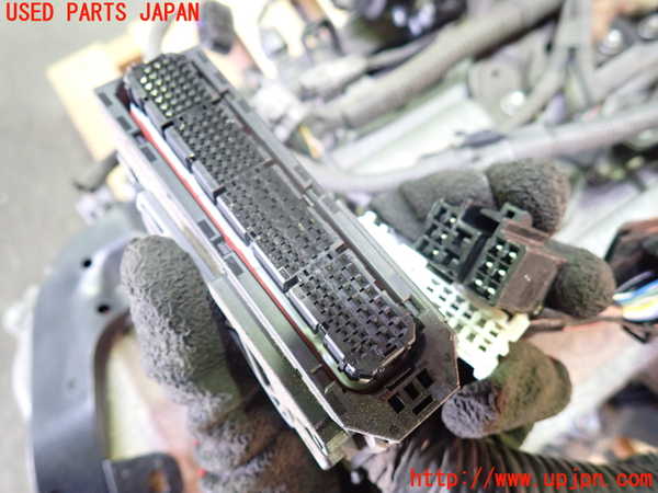 1UPJ-31152010]ヴェルファイアハイブリッド(AYH30W)エンジン 2AR-FXE 4WD 中古_m0003.jpg