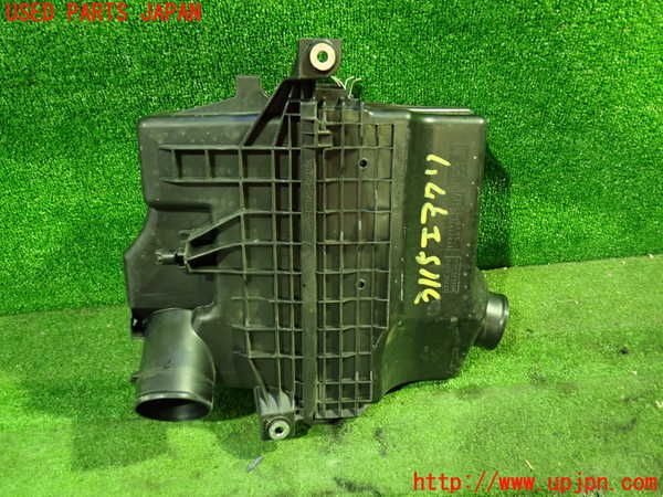 1UPJ-31152560]ヴェルファイアハイブリッド(AYH30W)エアクリーナーボックス 中古_m0002.jpg