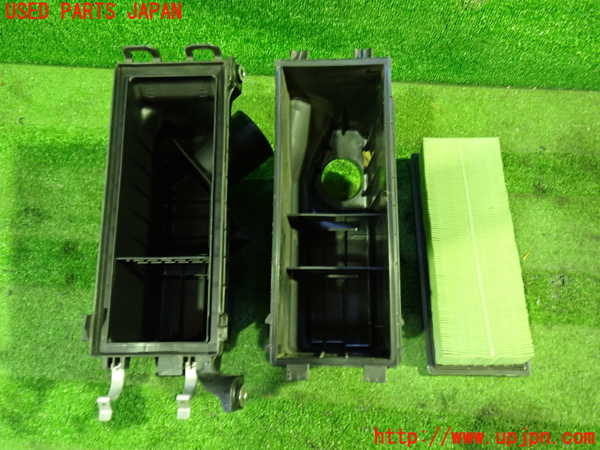 1UPJ-31152560]ヴェルファイアハイブリッド(AYH30W)エアクリーナーボックス 中古_m0003.jpg