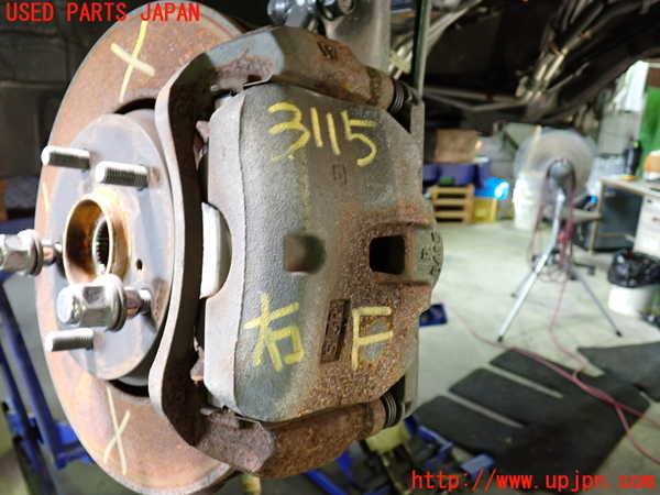 1UPJ-31154080]ヴェルファイアハイブリッド(AYH30W)右フロントキャリパー 中古_m0001.jpg
