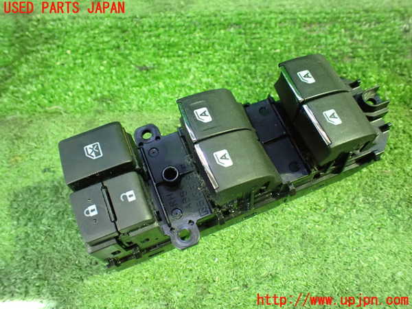 1UPJ-31156240]ヴェルファイアハイブリッド(AYH30W)右前パワーウィンドウスイッチ 中古_m0001.jpg