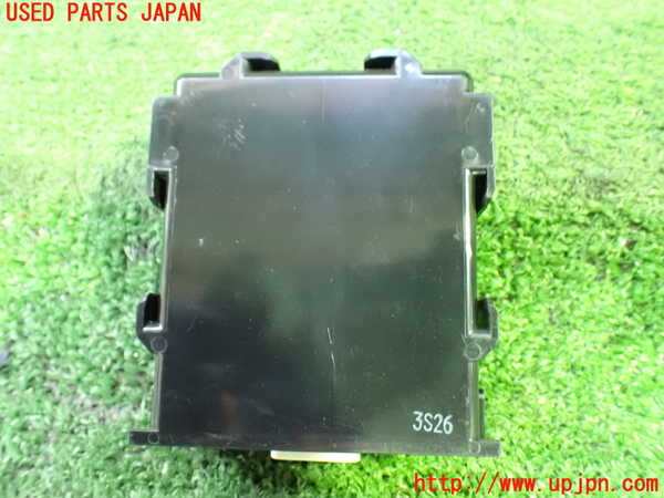 1UPJ-31156150]ヴェルファイアハイブリッド(AYH30W)コンピューター5 中古 86572-58030_m0002.jpg