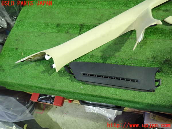 1UPJ-31157655]ヴェルファイアハイブリッド(AYH30W)右フロントピラートリム 中古_m0003.jpg