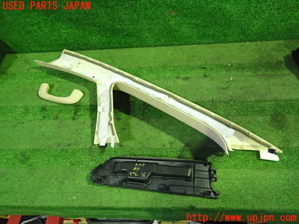 1UPJ-31157655]ヴェルファイアハイブリッド(AYH30W)右フロントピラートリム 中古_m0004.jpg