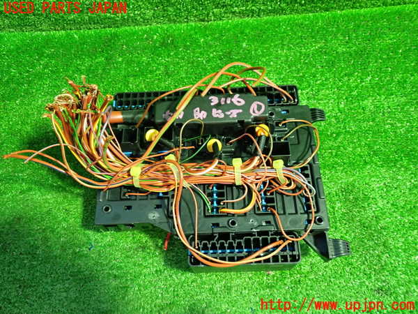 1UPJ-31166741]BMW X2(YK20 F39)ヒューズボックス1 中古_m0002.jpg