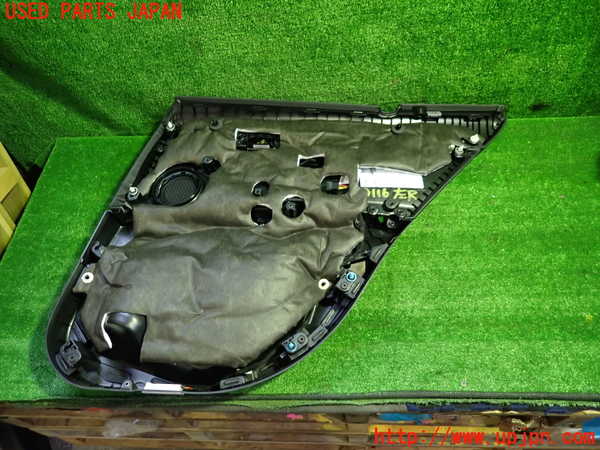 1UPJ-31161324]BMW X2(YK20 F39)左後ドア内張り 中古_m0003.jpg