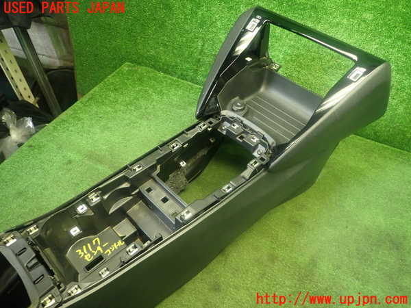 5UPJ-31177540]プジョー・208(P21HN05)センターコンソール ジャンク部品取り_m0003.jpg