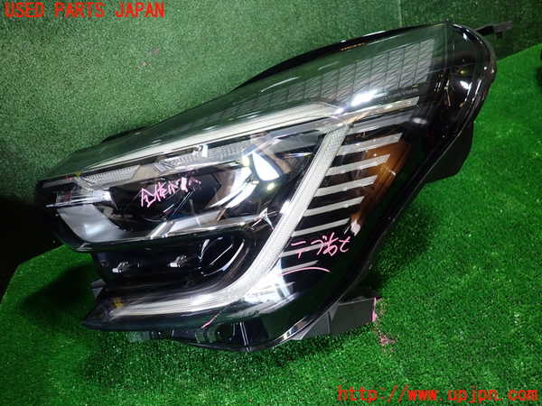 1UPJ-31181132]ルノー・キャプチャー(HJBH5H)左ヘッドライト LED 中古_m0001.jpg